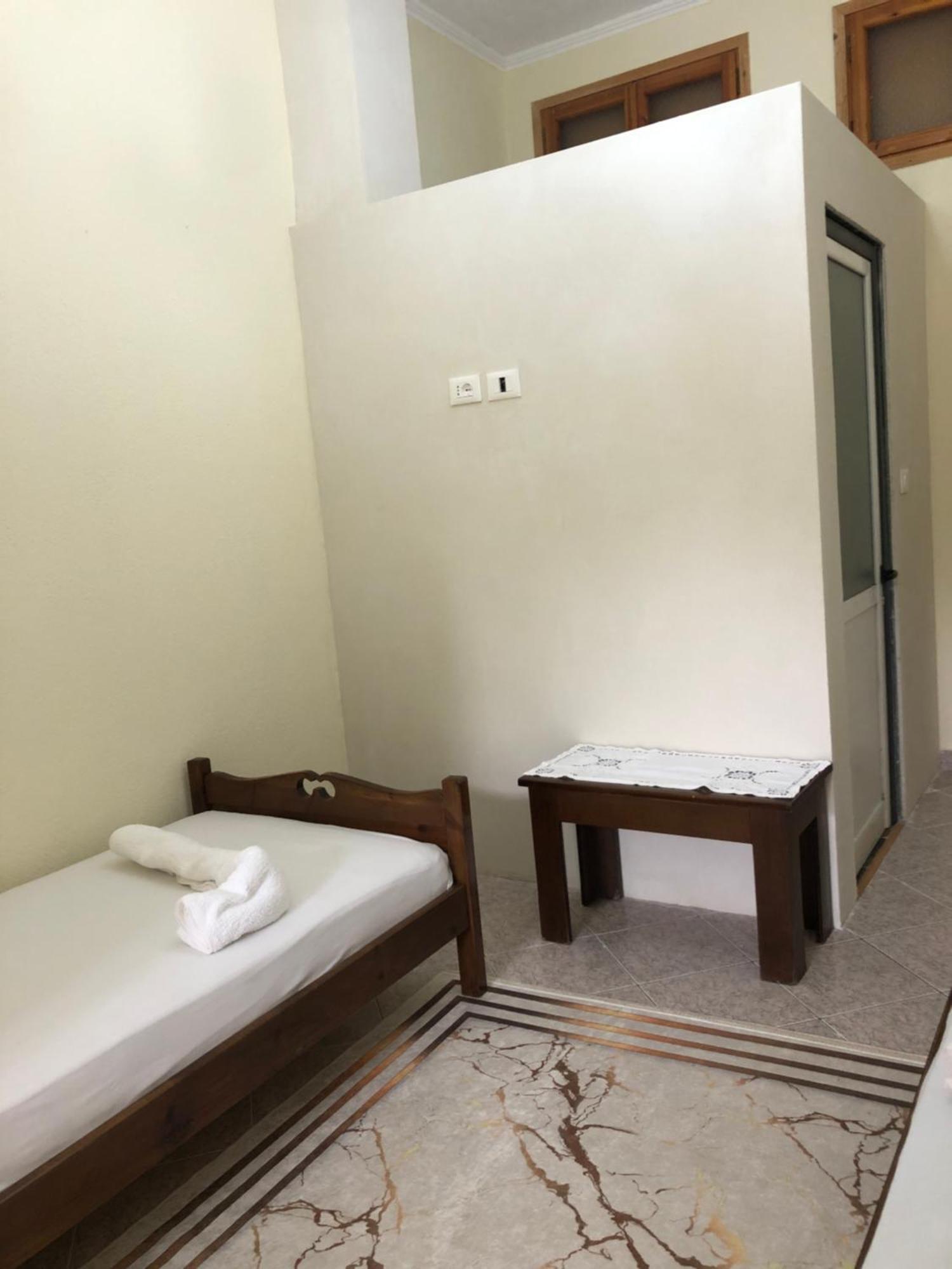 Stone Pazar Guest House Gjirokaster Exterior photo